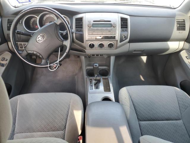 5TFTX4GN6BX004369 - 2011 TOYOTA TACOMA PRERUNNER ACCESS CAB SILVER photo 8