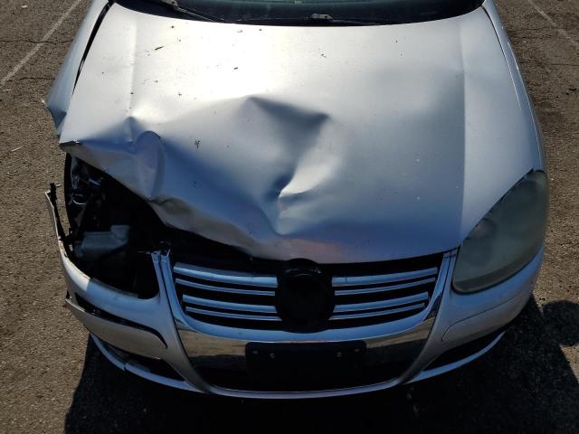 3VWRJ71K68M124549 - 2008 VOLKSWAGEN JETTA WOLFSBURG 银色 照片 11