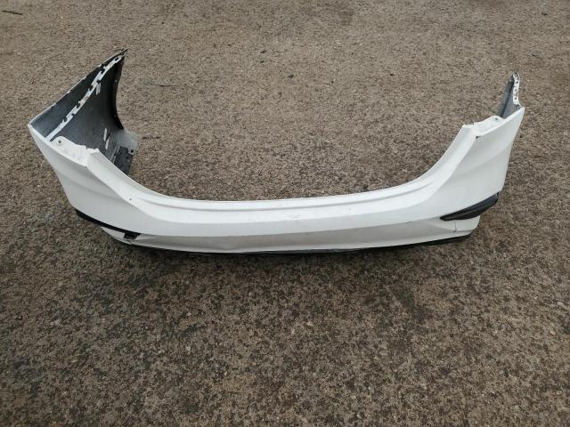 3KPF24AD1KE014769 - 2019 KIA FORTE FE WHITE photo 12