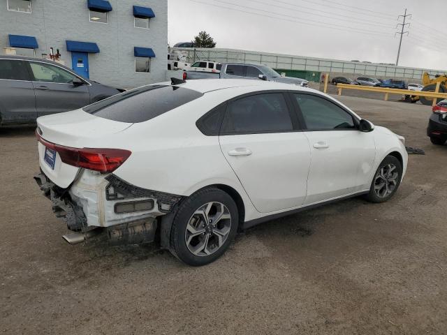 3KPF24AD1KE014769 - 2019 KIA FORTE FE WHITE photo 3