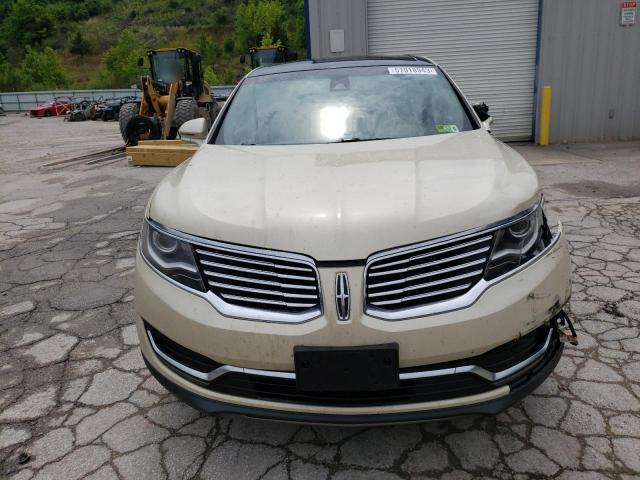 2LMTJ8LR1GBL56954 - 2016 LINCOLN MKX RESERVE 奶油色 照片 5
