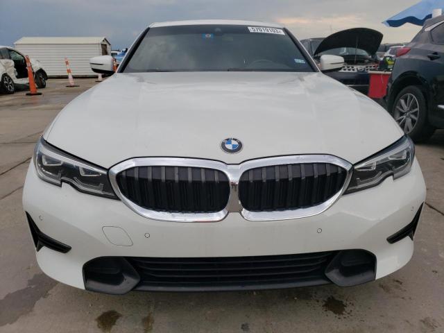 3MW5R1J56K8A05723 - 2019 BMW 330I WHITE photo 5