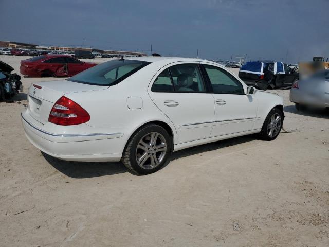 WDBUF56J96A846707 - 2006 MERCEDES-BENZ E 350 WHITE photo 3