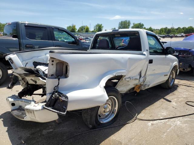 1GCCS14H438141317 - 2003 CHEVROLET S TRUCK S10 WHITE photo 3