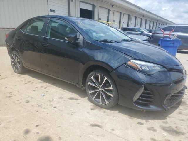 2T1BURHE2JC123579 - 2018 TOYOTA COROLLA L BLACK photo 4