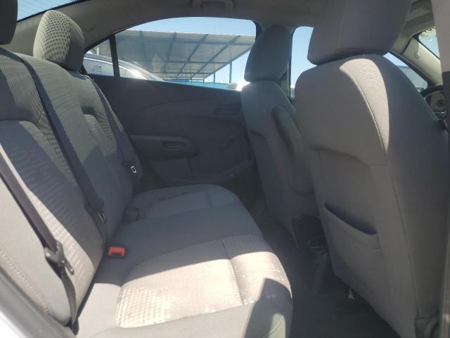 1G1JA5SH2F4163017 - 2015 CHEVROLET SONIC LS WHITE photo 10