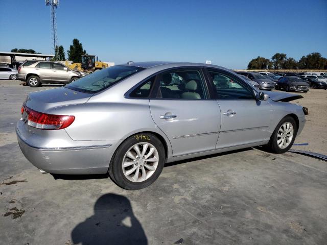 KMHFC46F18A274622 - 2008 HYUNDAI AZERA SE SILVER photo 3