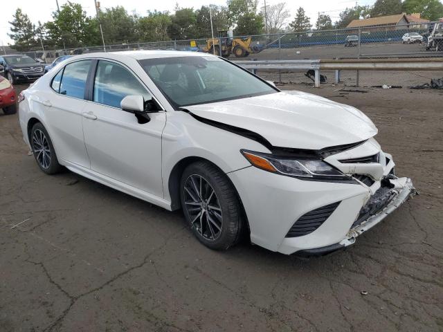 4T1B11HK8KU723135 - 2019 TOYOTA CAMRY L WHITE photo 4