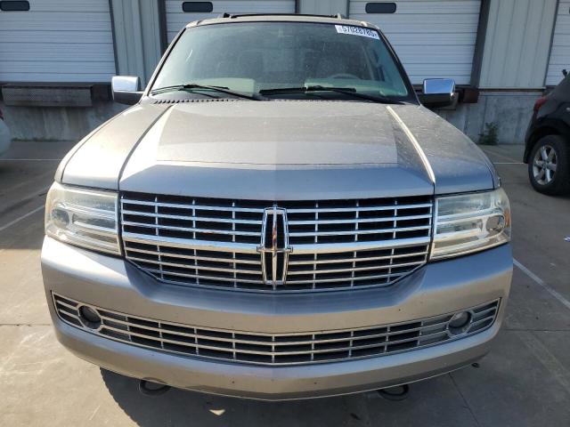 5LMFU28508LJ06820 - 2008 LINCOLN NAVIGATOR SILVER photo 5