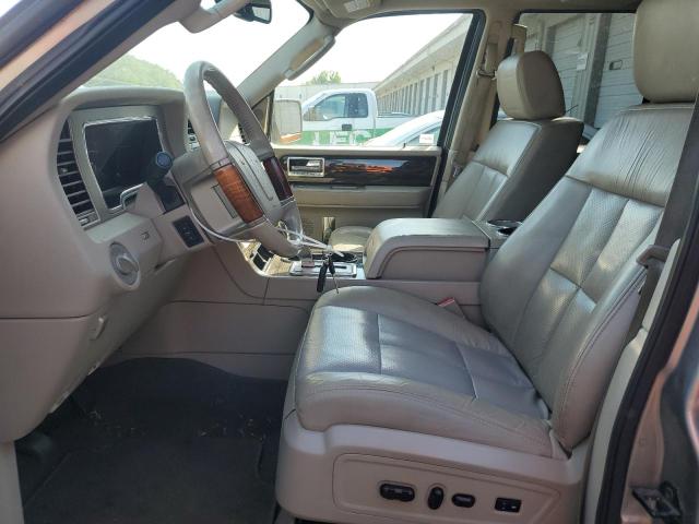 5LMFU28508LJ06820 - 2008 LINCOLN NAVIGATOR SILVER photo 7