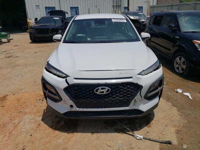 KM8K12AA9KU249543 - 2019 HYUNDAI KONA SE WHITE photo 5