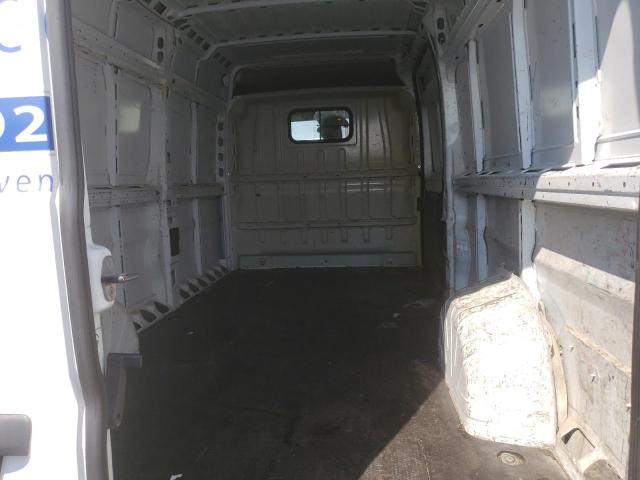 3C6URVJG9JE111601 - 2018 RAM PROMASTER 3500 HIGH თეთრი ფოტო 10