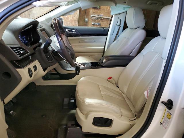 2LMHJ5AT2DBL52913 - 2013 LINCOLN MKT WHITE photo 7