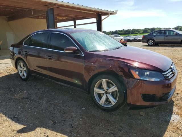 1VWBN7A3XDC072949 - 2013 VOLKSWAGEN PASSAT SE BURGUNDY photo 4