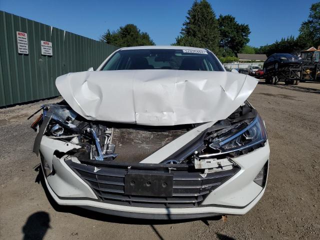 5NPD74LF9KH493008 - 2019 HYUNDAI ELANTRA SE WHITE photo 5