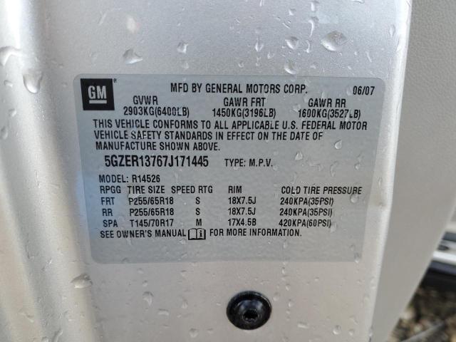 5GZER13767J171445 - 2007 SATURN OUTLOOK XE SILVER photo 13