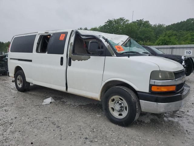 1GA2G1DGXA1155645 - 2010 CHEVROLET EXPRESS G3 LT WHITE photo 4