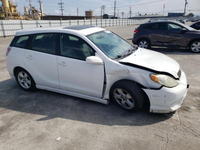 2T1KR32E05C426616 - 2005 TOYOTA COROLLA MA XR WHITE photo 4