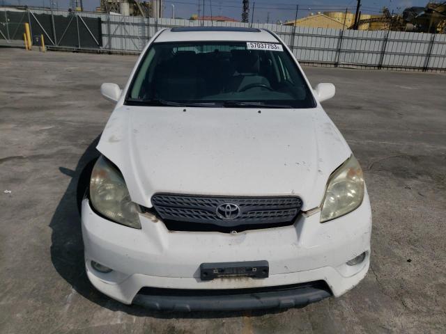 2T1KR32E05C426616 - 2005 TOYOTA COROLLA MA XR WHITE photo 5