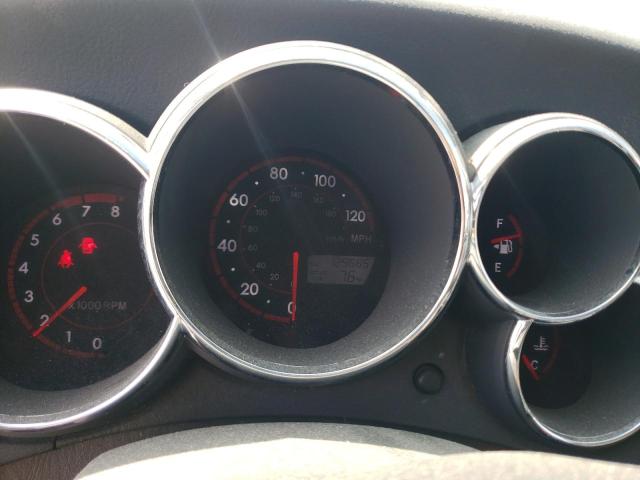 2T1KR32E05C426616 - 2005 TOYOTA COROLLA MA XR WHITE photo 9