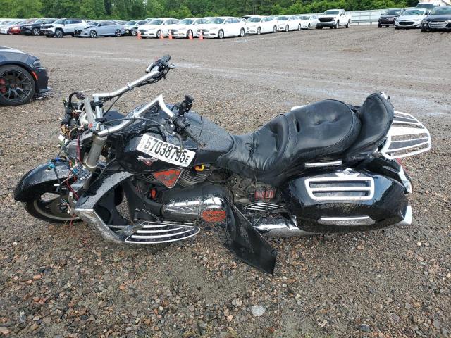 5VPDB36D6A3002053 - 2010 VICTORY MOTORCYCLES CROSS COUN BLACK photo 3