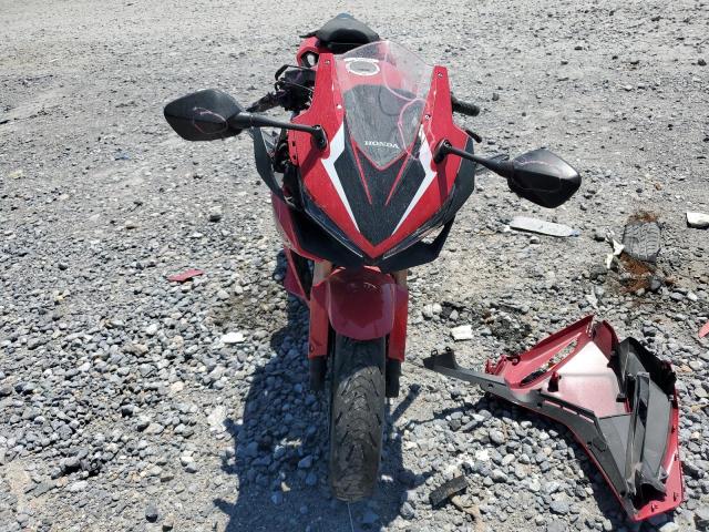 MLHPC6252N5301703 - 2022 HONDA CBR500 RA RED photo 2