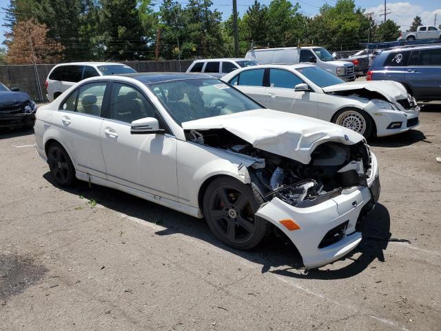 WDDGF8BB6BR139645 - 2011 MERCEDES-BENZ C 300 4MATIC WHITE photo 4