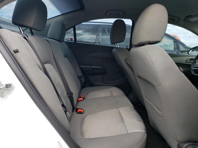 1G1JB5SHXJ4106070 - 2018 CHEVROLET SONIC LS თეთრი ფოტო 10