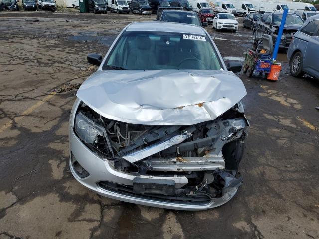 3FAHP0GA8BR240029 - 2011 FORD FUSION S SILVER photo 5