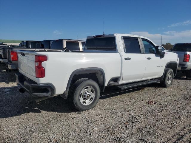 2GC4YLE79R1211734 - 2024 CHEVROLET SILVERADO K2500 HEAVY DUTY WHITE photo 3