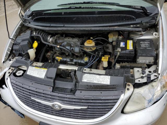 2C4GP44342R650173 - 2002 CHRYSLER TOWN & COU LX SILVER photo 12