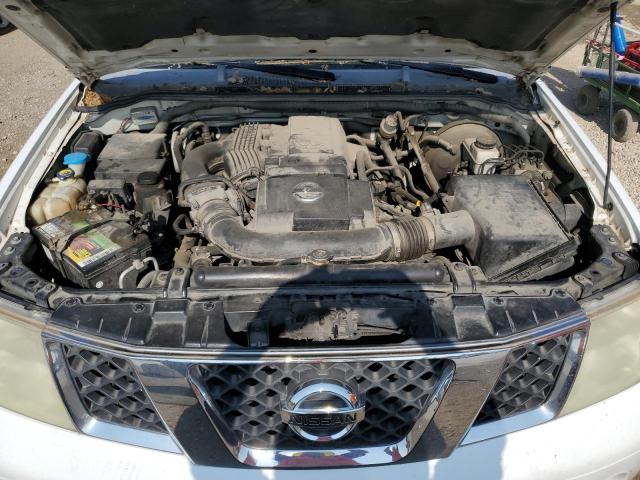 5N1AR18UX5C701735 - 2005 NISSAN PATHFINDER LE 白色 照片 12