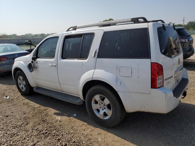 5N1AR18UX5C701735 - 2005 NISSAN PATHFINDER LE 白色 照片 2