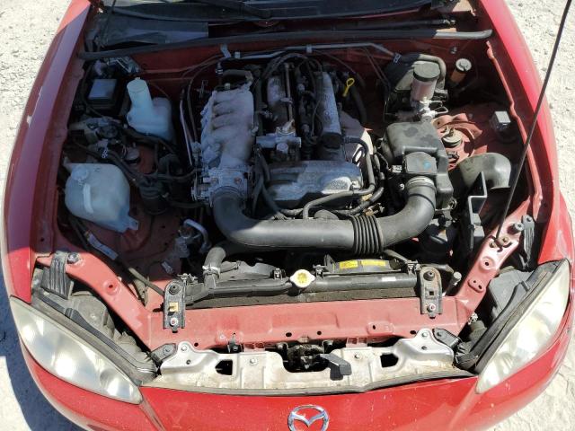 JM1NB353920228859 - 2002 MAZDA MX-5 MIATA BASE RED photo 11