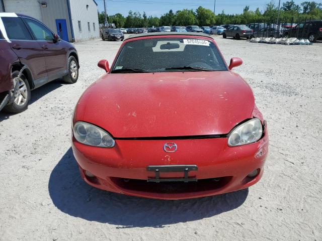 JM1NB353920228859 - 2002 MAZDA MX-5 MIATA BASE RED photo 5