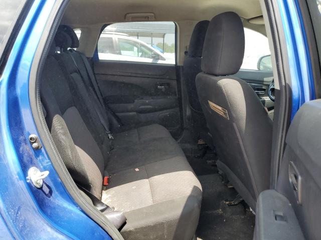 JA4AR3AU1JU004771 - 2018 MITSUBISHI OUTLANDER ES BLUE photo 11