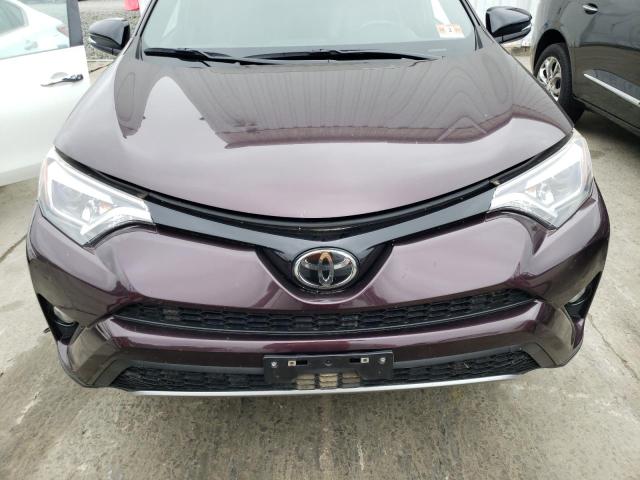 2T3JFREV9HW579962 - 2017 TOYOTA RAV4 SE BURGUNDY photo 5