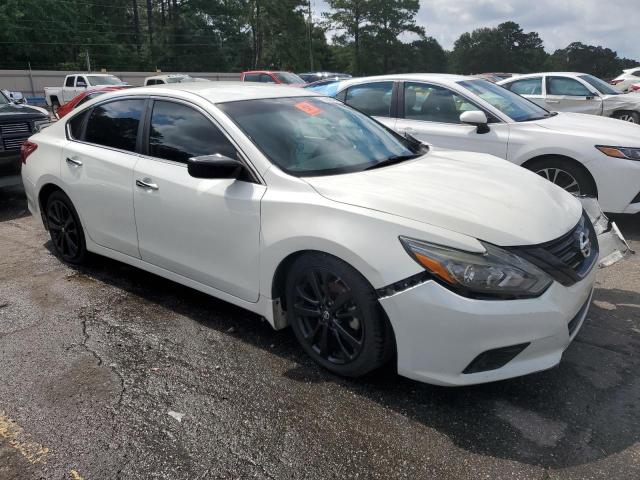 1N4AL3AP5JC474797 - 2018 NISSAN ALTIMA 2.5 WHITE photo 4