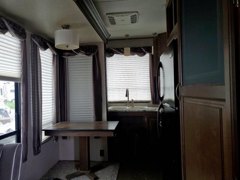 5SFZB4324HE341340 - 2017 HEARTLAND TRAILER 双色 照片 5