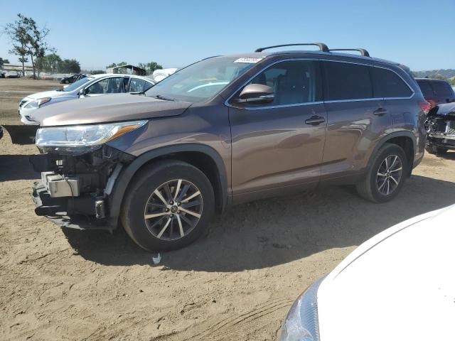2018 TOYOTA HIGHLANDER SE, null