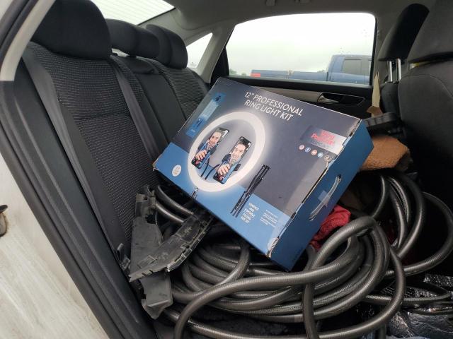 1VWAA7A39JC008632 - 2018 VOLKSWAGEN PASSAT S Weiß Foto 10