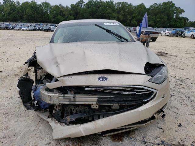 3FA6P0LU9JR137465 - 2018 FORD FUSION SE HYBRID GOLD photo 5