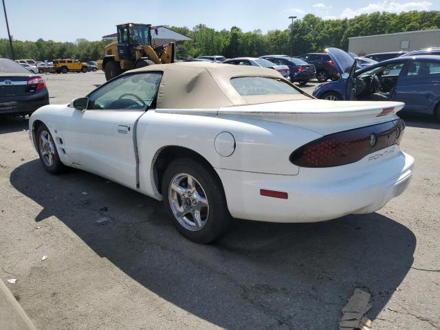 2G2FS32K412144689 - 2001 PONTIAC FIREBIRD WHITE photo 2