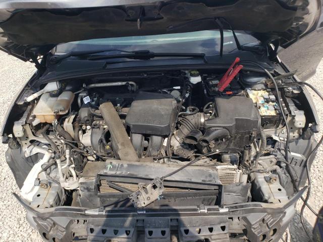 1FADP3F25JL207903 - 2018 FORD FOCUS SE ნაცრისფერი ფოტო 11