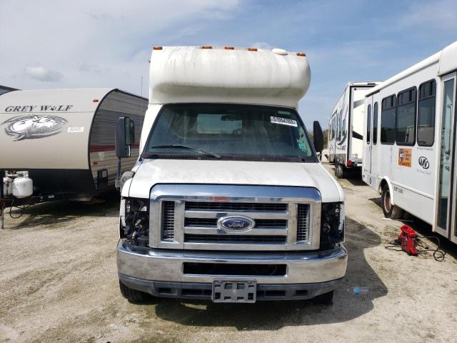 1FDEE3FLXCDA39262 - 2012 FORD ECONOLINE E350 SUPER DUTY CUTAWAY VAN WHITE photo 5