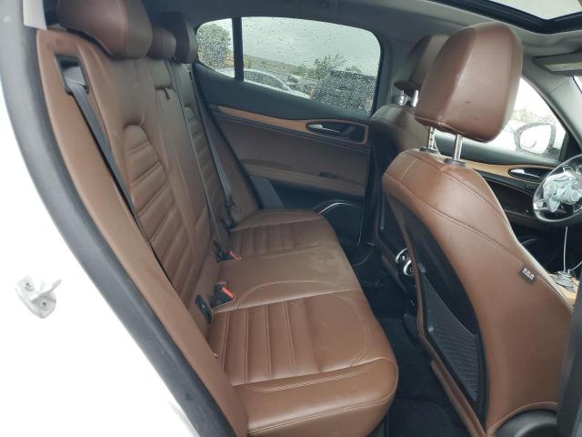 ZASPAKBN6L7C98122 - 2020 ALFA ROMEO STELVIO TI თეთრი ფოტო 11
