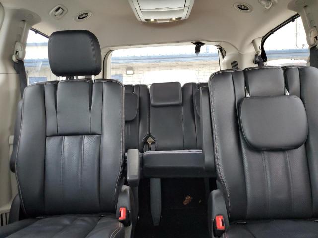 2C4RC1CG3GR128357 - 2016 CHRYSLER TOWN & COU TOURING L WHITE photo 10