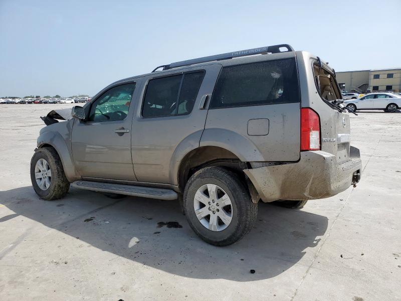 5N1AR18U25C776865 - 2005 NISSAN PATHFINDER LE GOLD photo 2