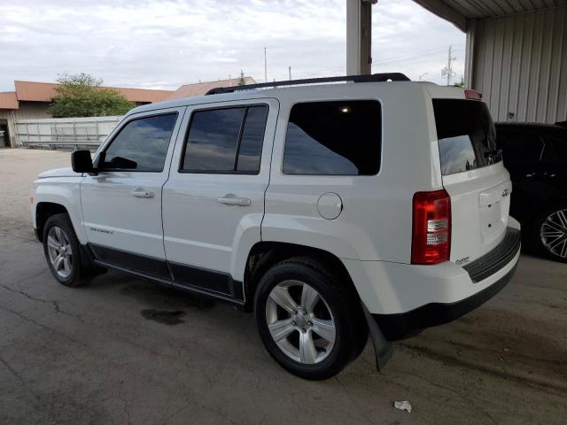 1C4NJPFA1ED576630 - 2014 JEEP PATRIOT LATITUDE WHITE photo 2