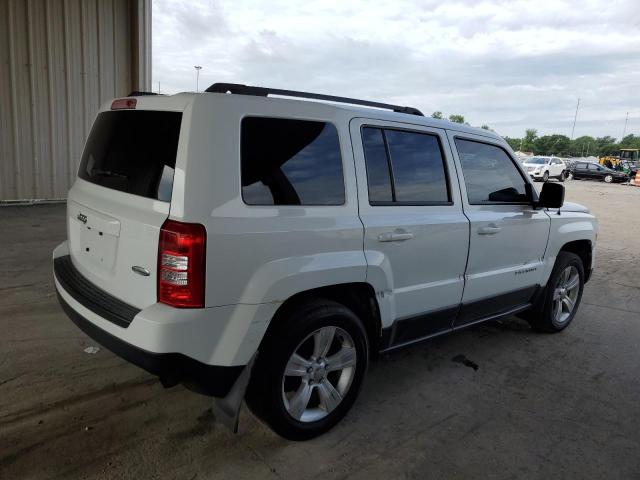 1C4NJPFA1ED576630 - 2014 JEEP PATRIOT LATITUDE WHITE photo 3